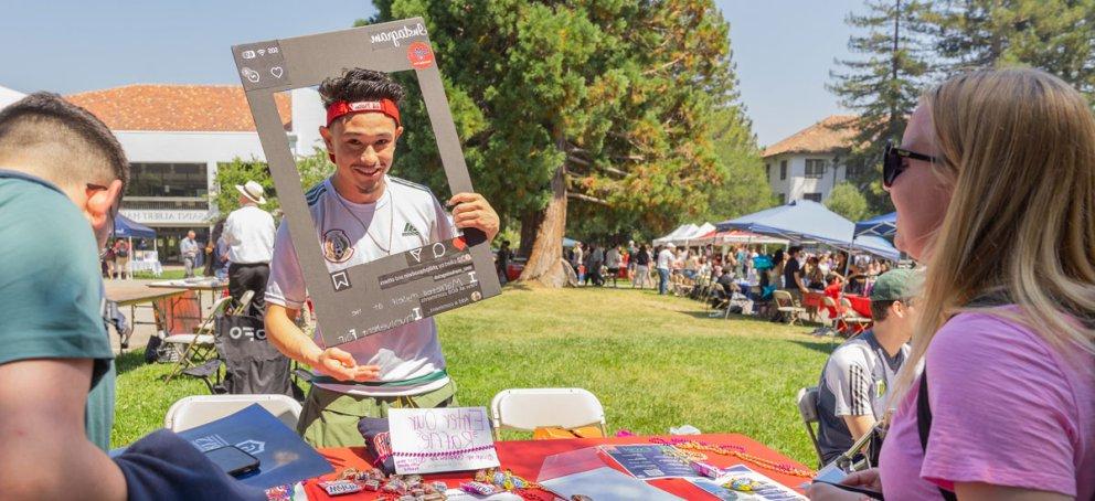 Saint Mary's College Marketing Club Student Involvement Fair